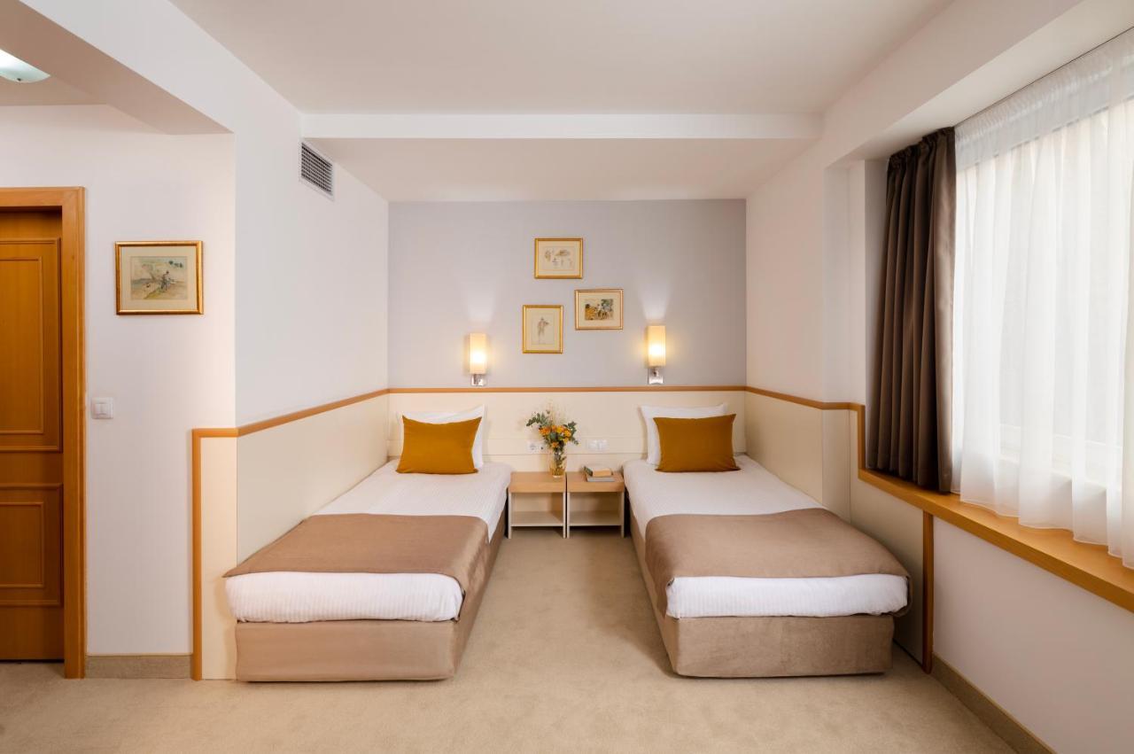 Arte Hotel 3*